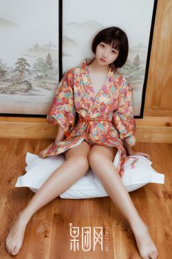 男生一层一层剥掉你的衣服